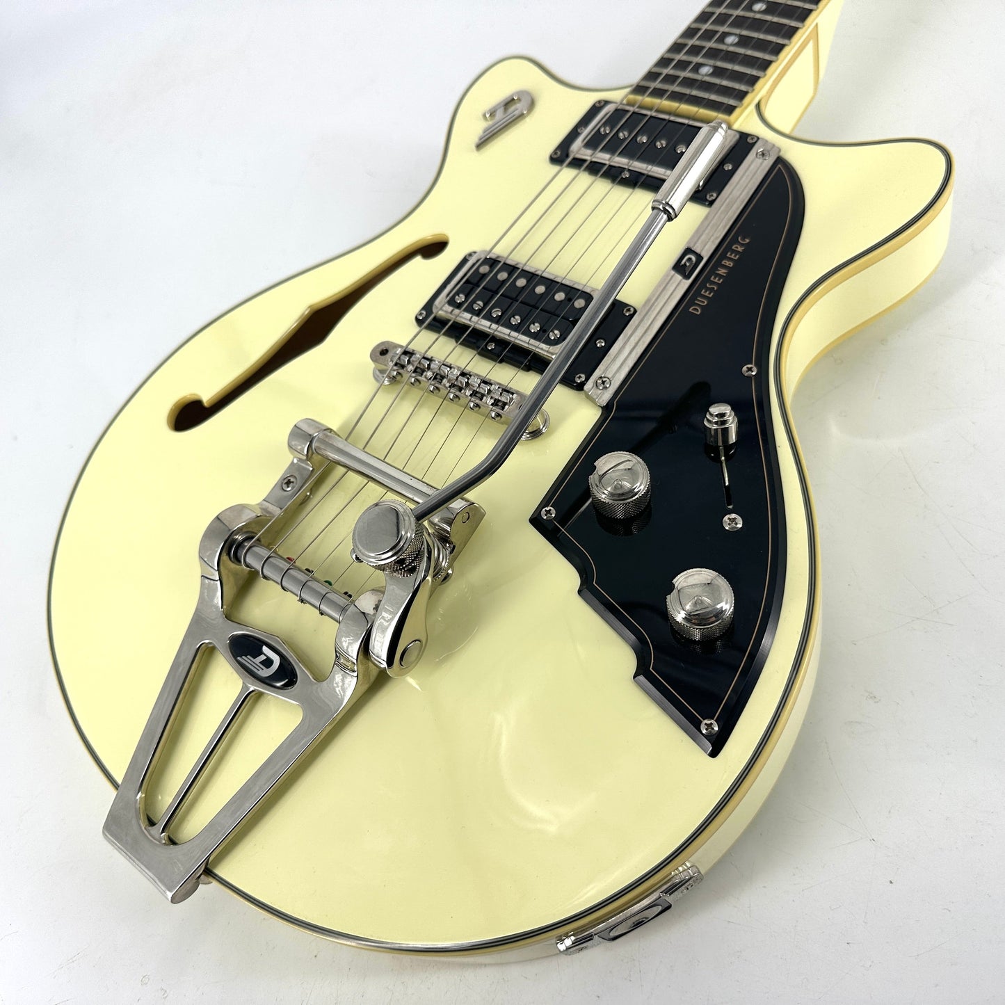 2018 Duesenberg Starplayer Fullerton TV - Vintage White | Tonebay
