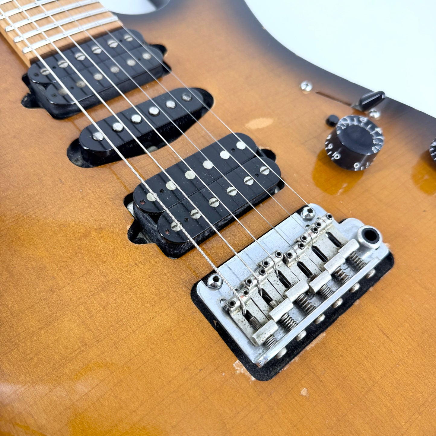 2011 Suhr Guthrie Govan Signature Antique Modern - Two Tone Tobacco Burst | Tonebay