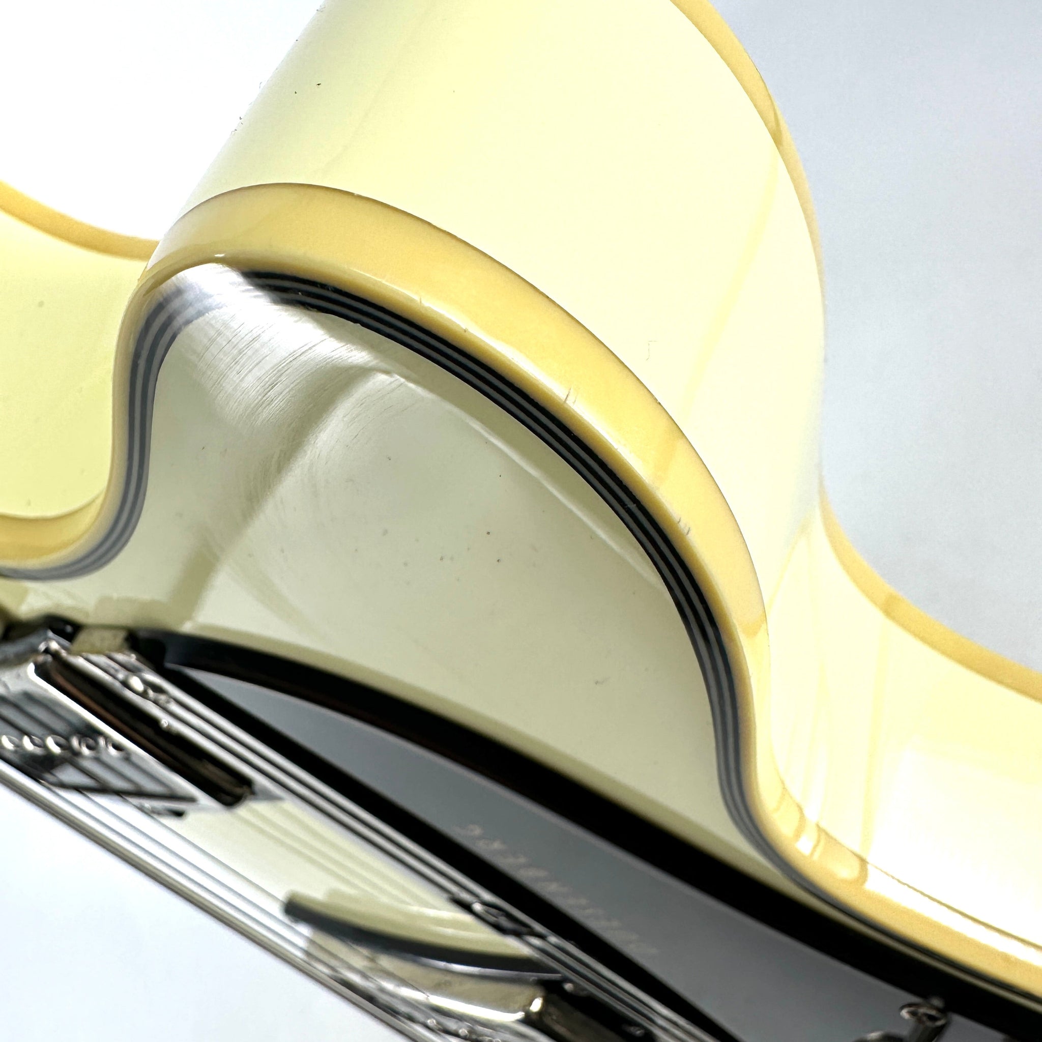 2018 Duesenberg Starplayer Fullerton TV - Vintage White | Tonebay