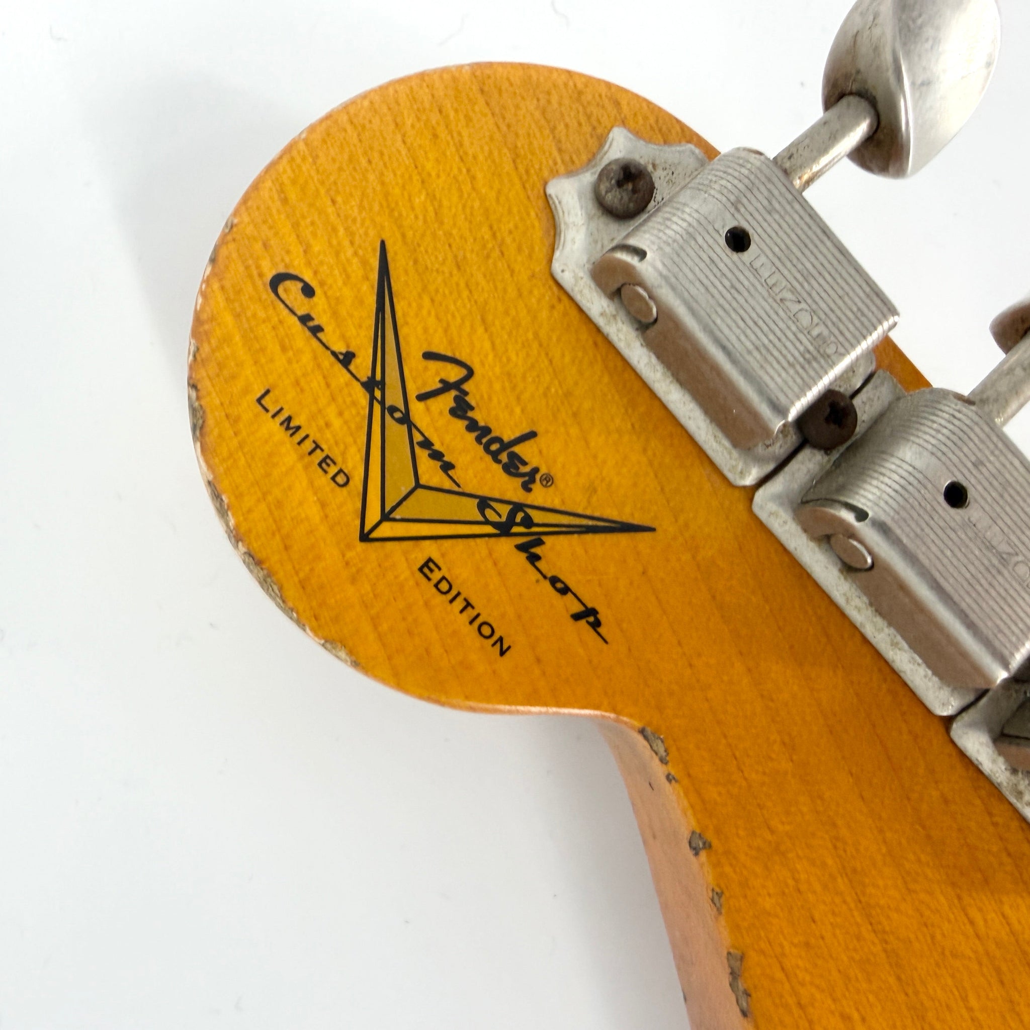 2016 Fender Custom Shop Ltd Edition '59 Stratocaster Heavy Relic - Olive Drab Green over Lake Placid Blue | Tonebay