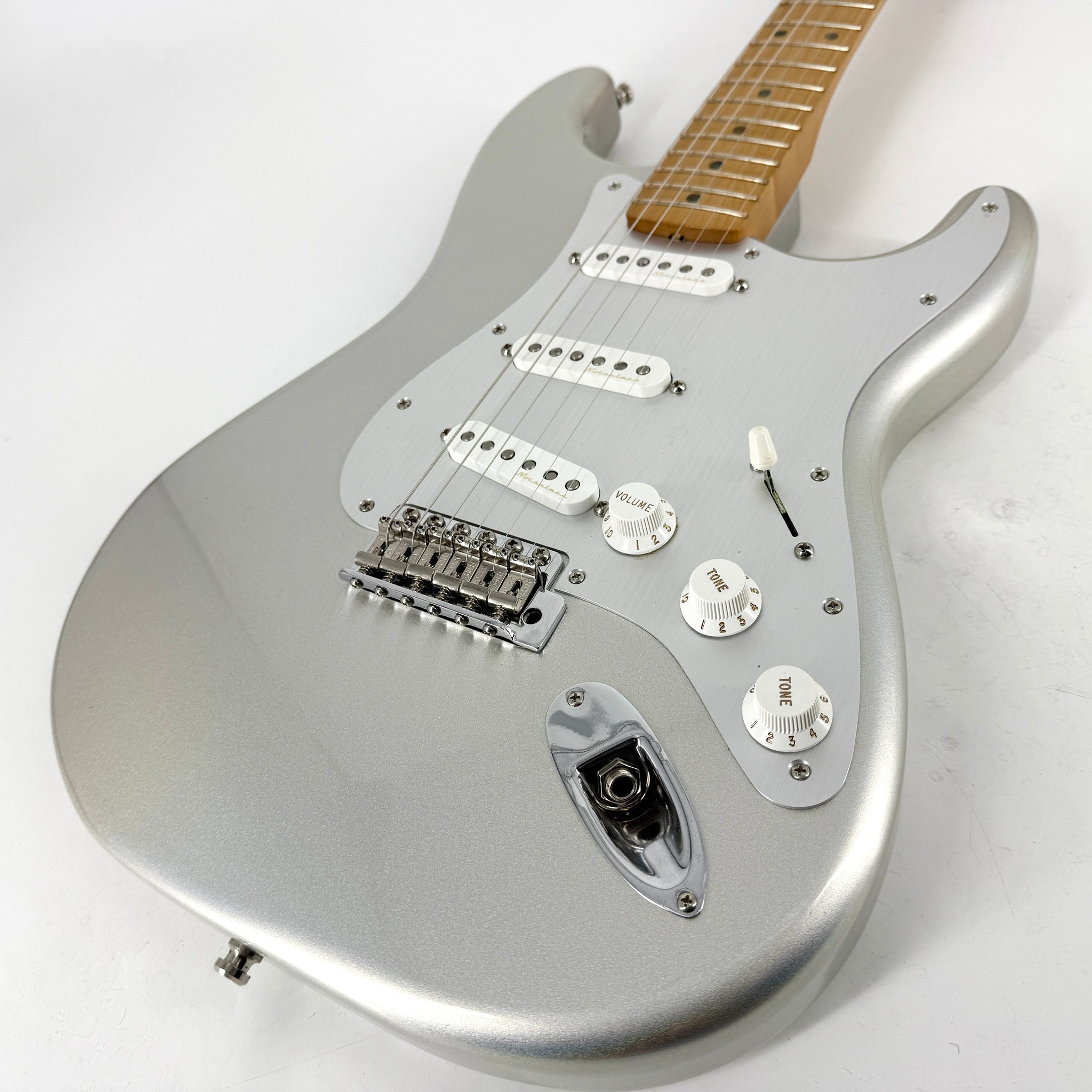 2020 FENDER H.E.R. Signature Stratocaster - Chrome Glow | Tonebay