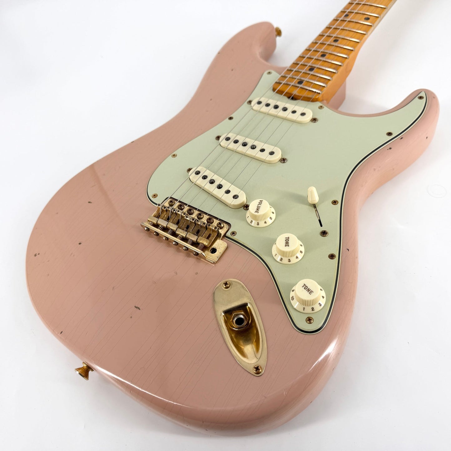 2021 Fender Custom Shop Limited Edition ’62 Journeyman Relic Stratocaster - Dirty Shell Pink | Tonebay