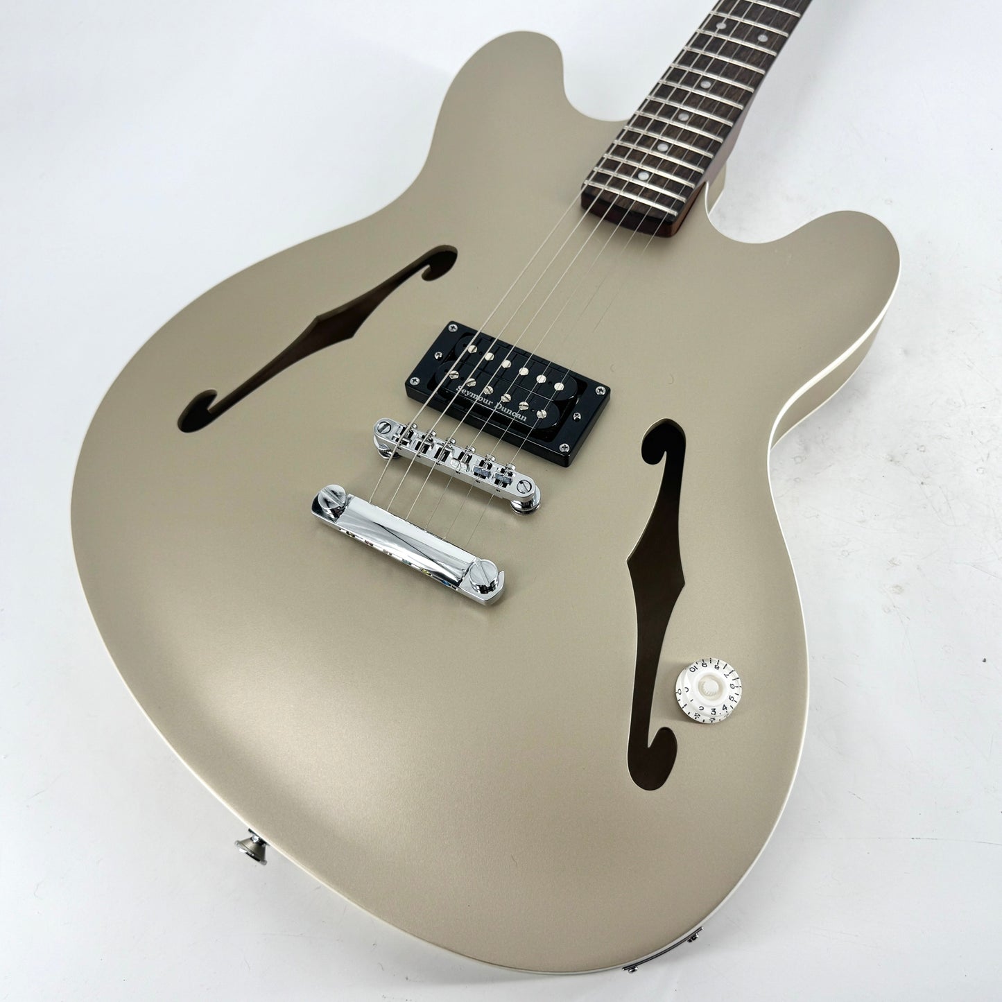 2023 Fender Tom Delonge Starcaster - Shoreline Gold | Tonebay