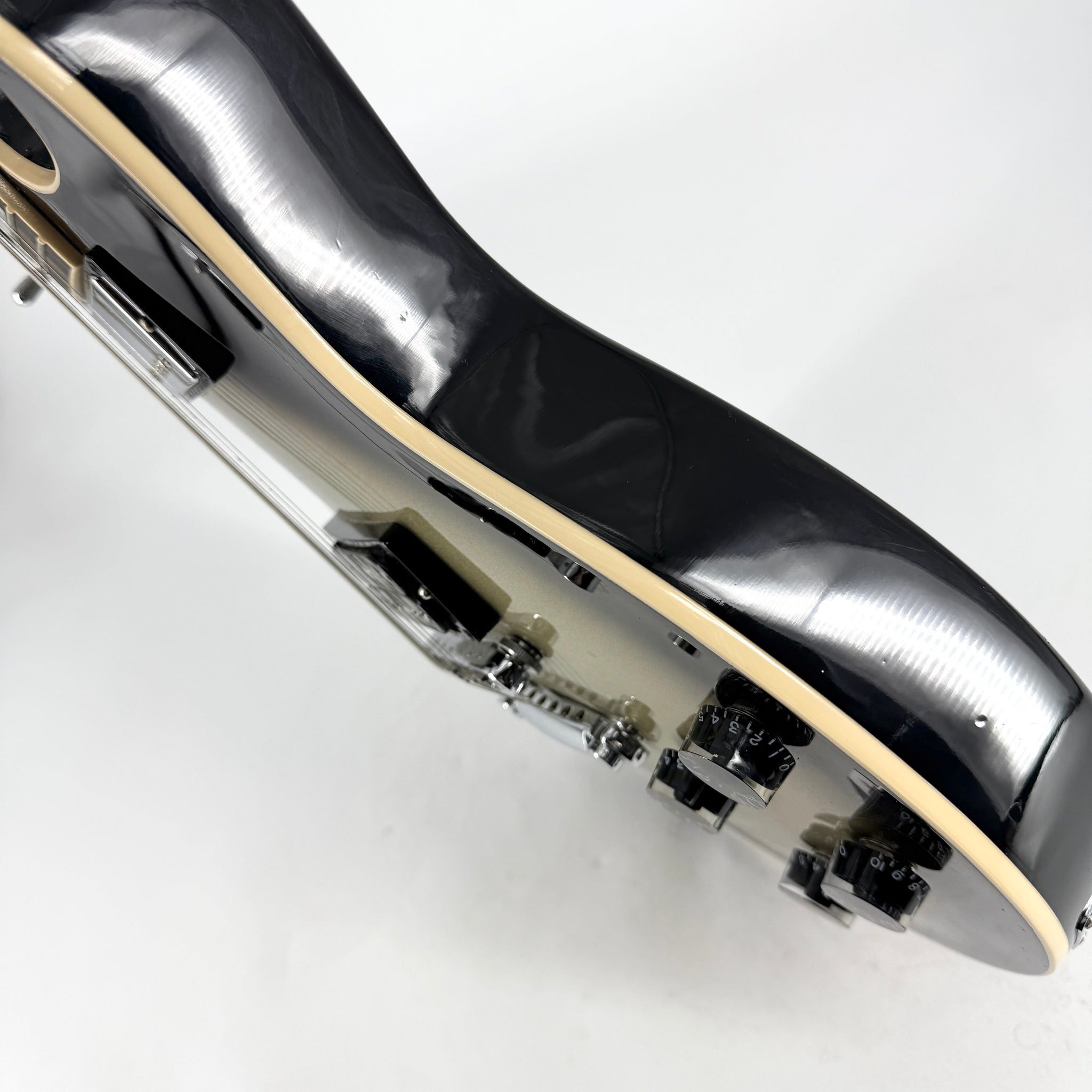 2022 Gibson Adam Jones Les Paul Standard – Antique Silverburst | Tonebay