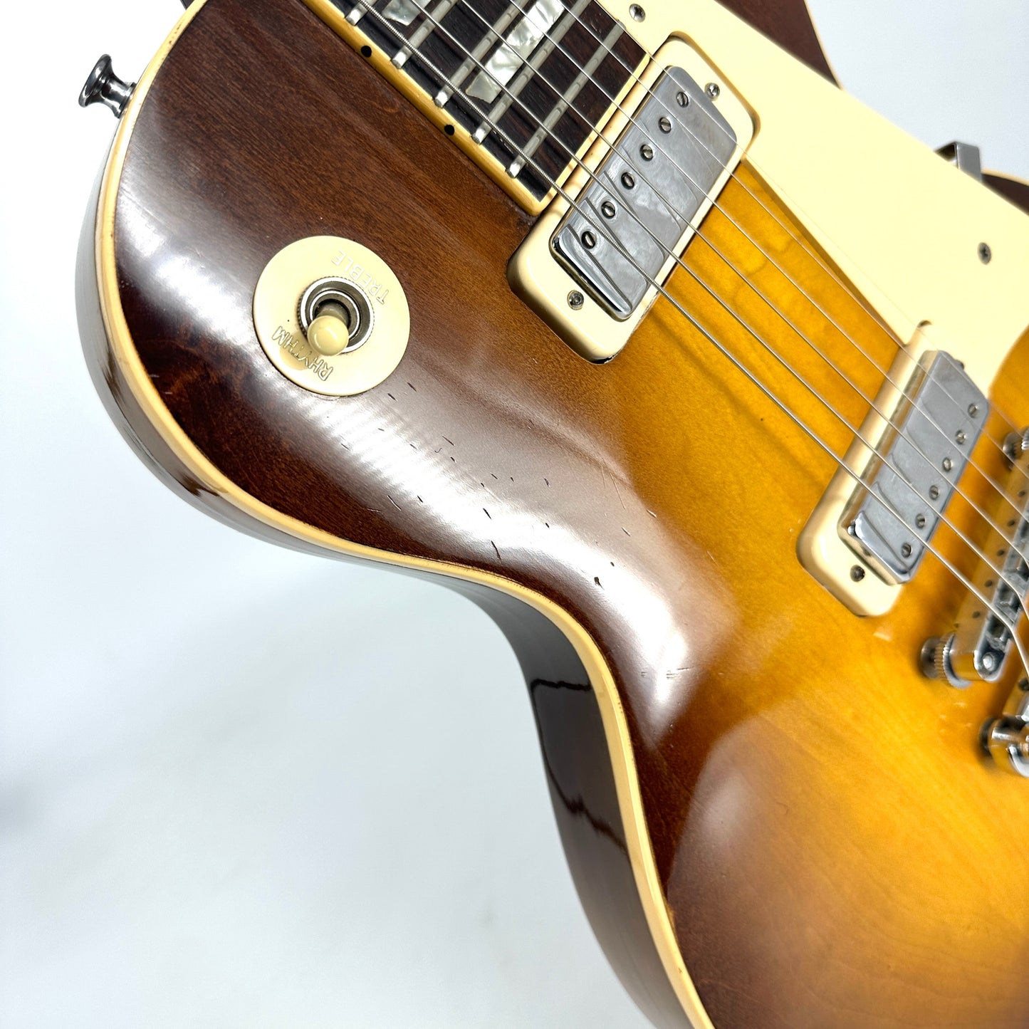 1975 Gibson Les Paul Deluxe – Sunburst | Tonebay