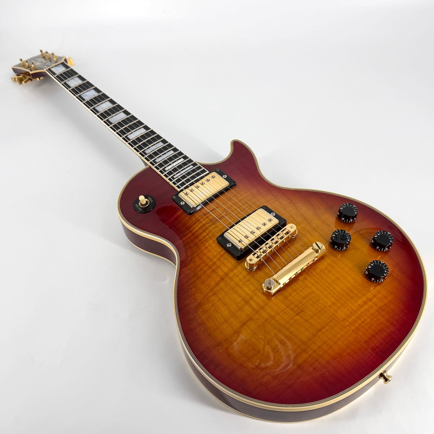 1990 Gibson Les Paul Custom – Cherry Sunburst