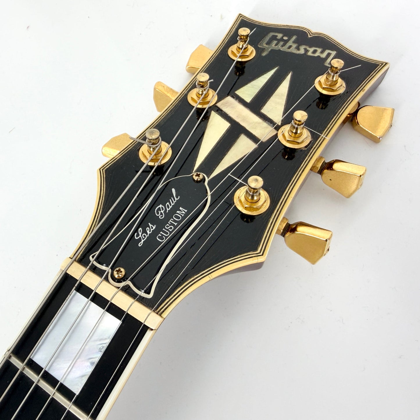 1990 Gibson Les Paul Custom – Cherry Sunburst