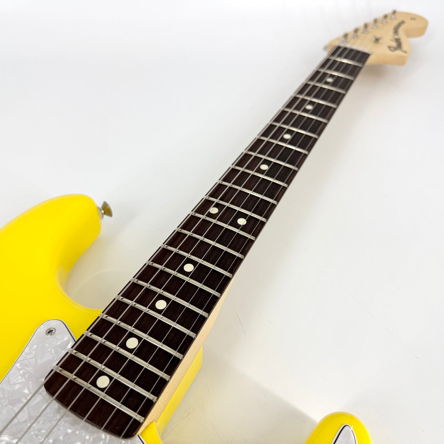 2023 Fender Tom Delonge Limited Edition Stratocaster – Graffiti Yellow | Tonebay