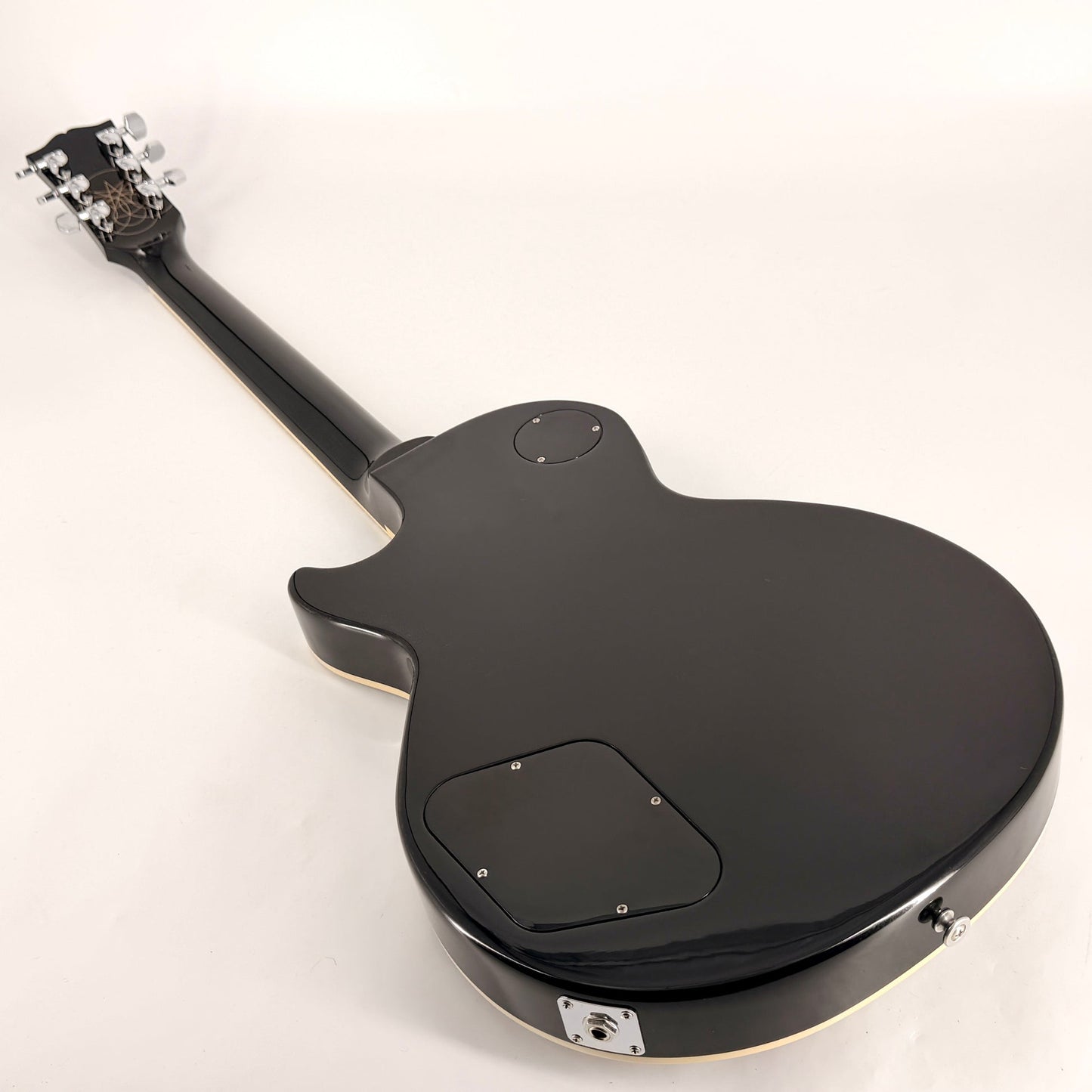 2023 Gibson Adam Jones Les Paul Standard – Antique Silverburst