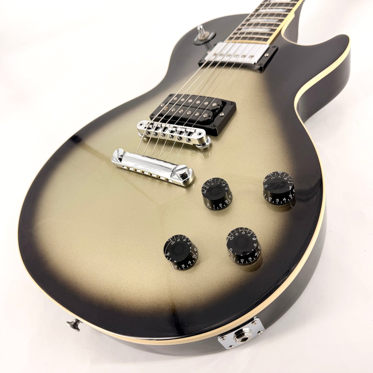 2023 Gibson Adam Jones Les Paul Standard – Antique Silverburst