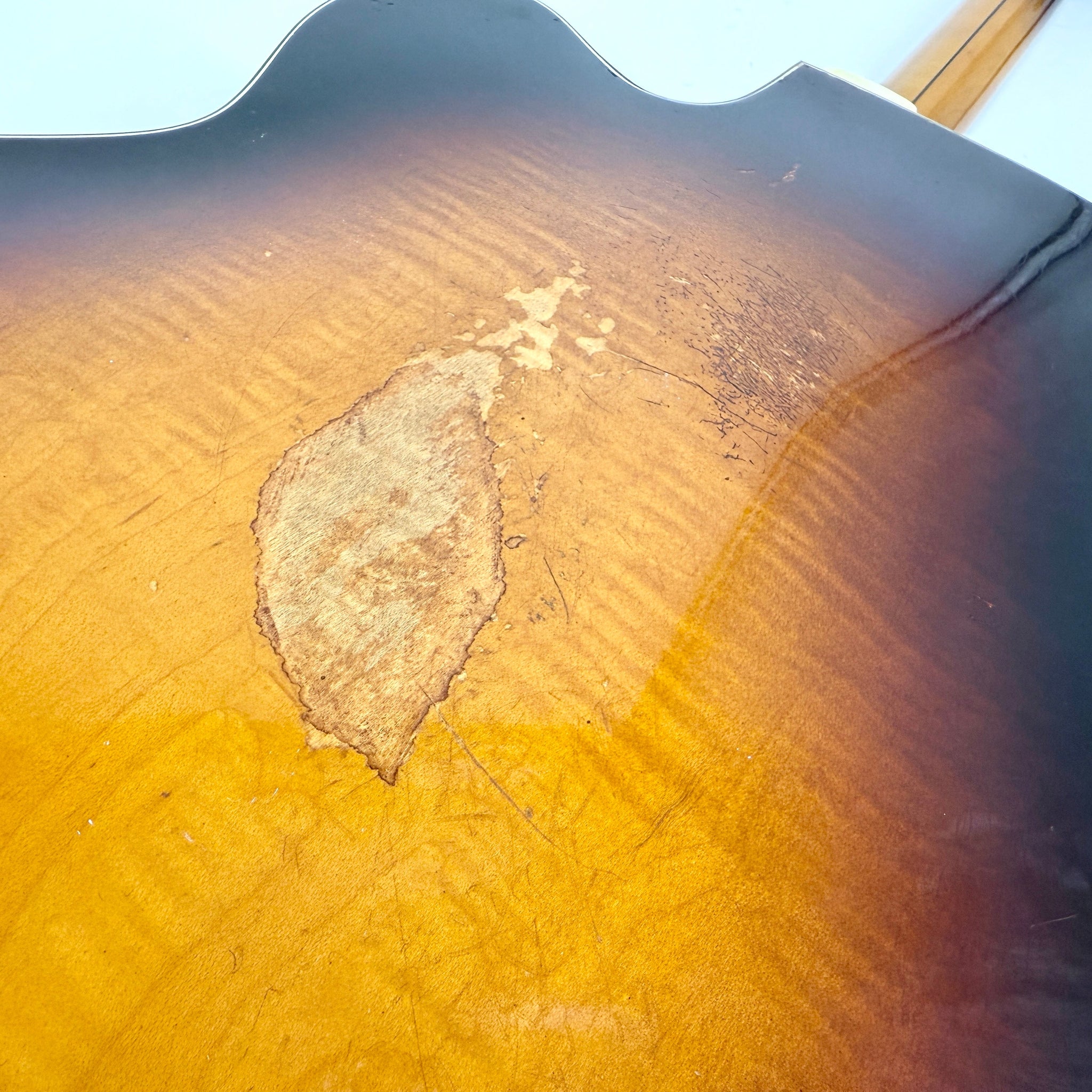 1955 Gretsch Country Club 6192 – Sunburst | Tonebay