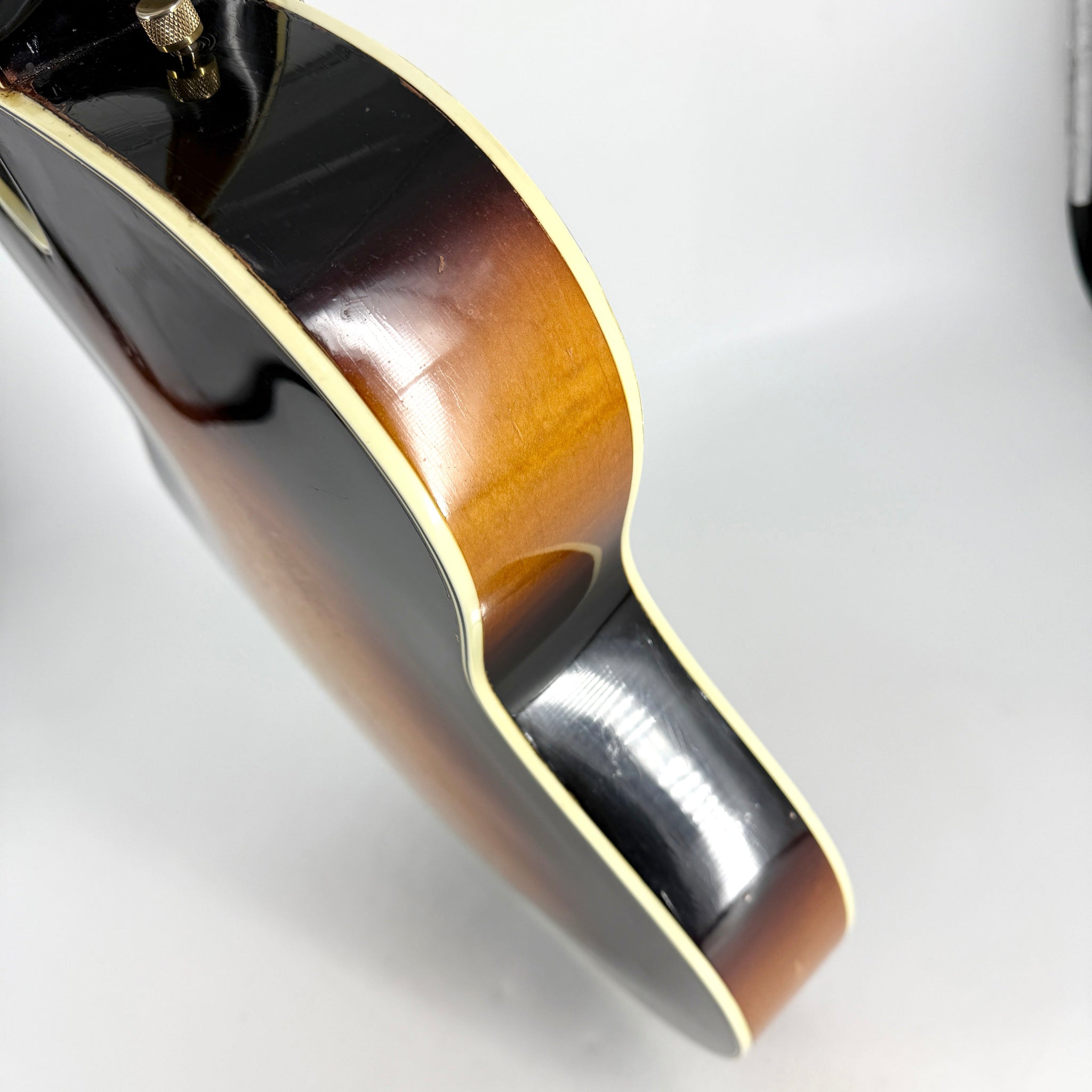 1955 Gretsch Country Club 6192 – Sunburst | Tonebay