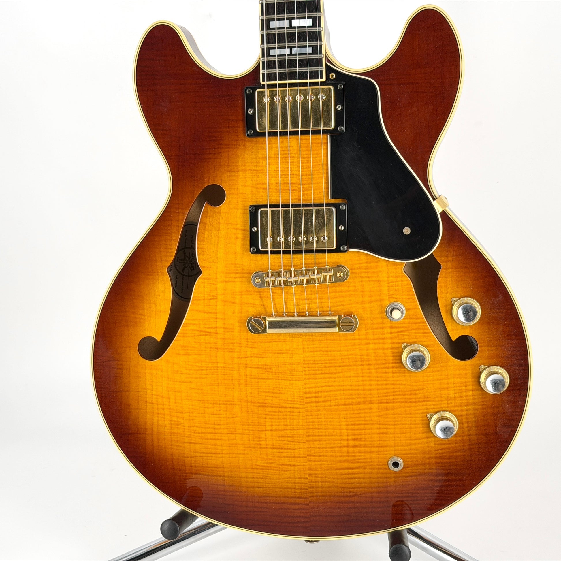 2000 Yamaha SA2200 - Violin Sunburst