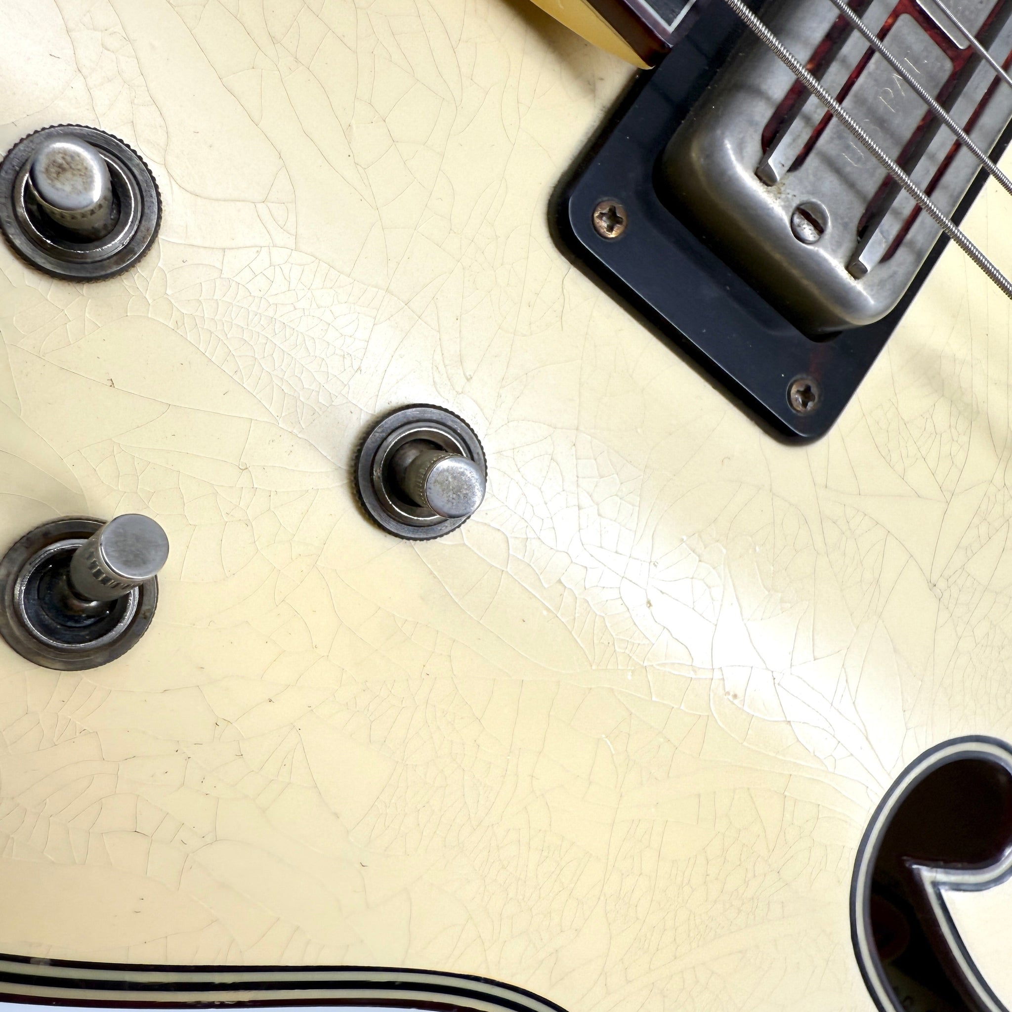 2021 Gretsch Custom Shop Stephen Stern Masterbuilt Falcon Relic G6136-CS - White | Tonebay