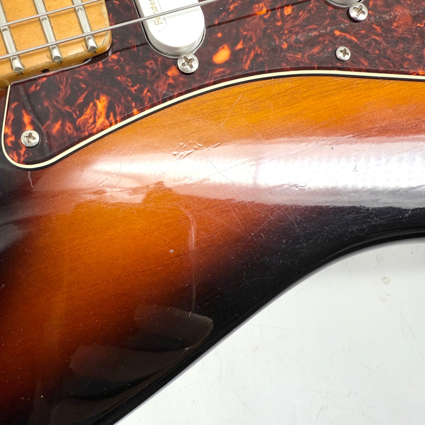 1991 Fender Strat Plus - Sunburst | Tonebay
