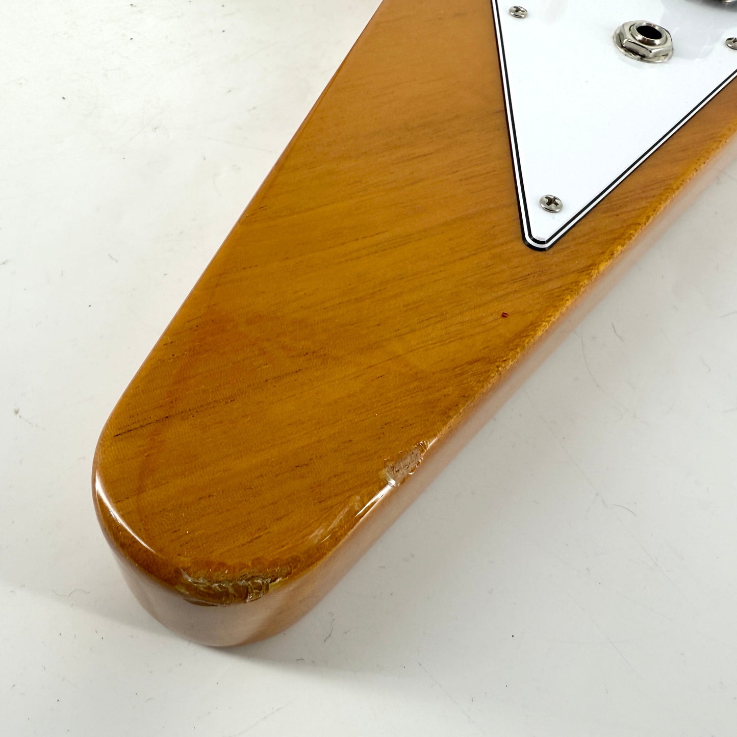 2024 Gibson 70s Flying V - Antique Natural | Tonebay