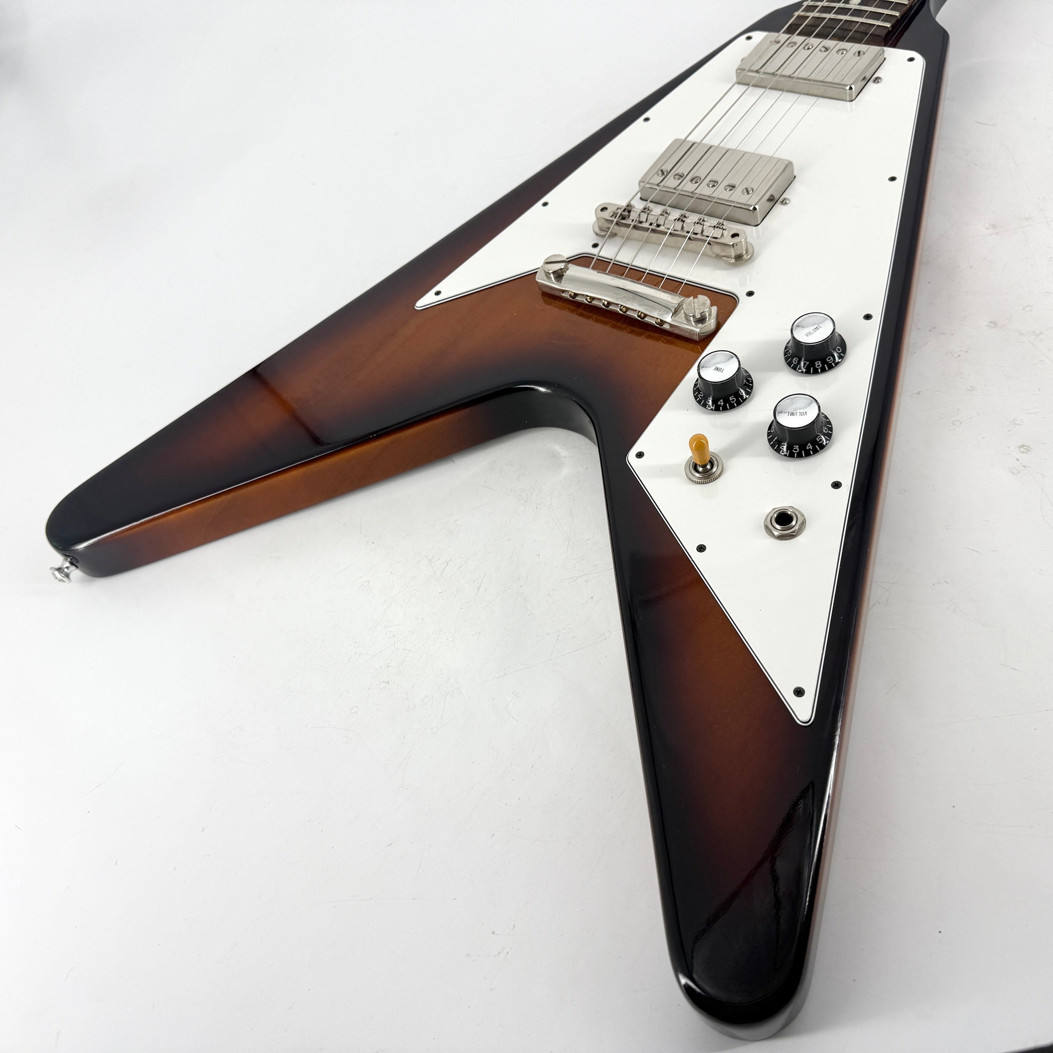 2014 Gibson Custom Shop 1967 Reissue Flying V – Sunburst | Tonebay