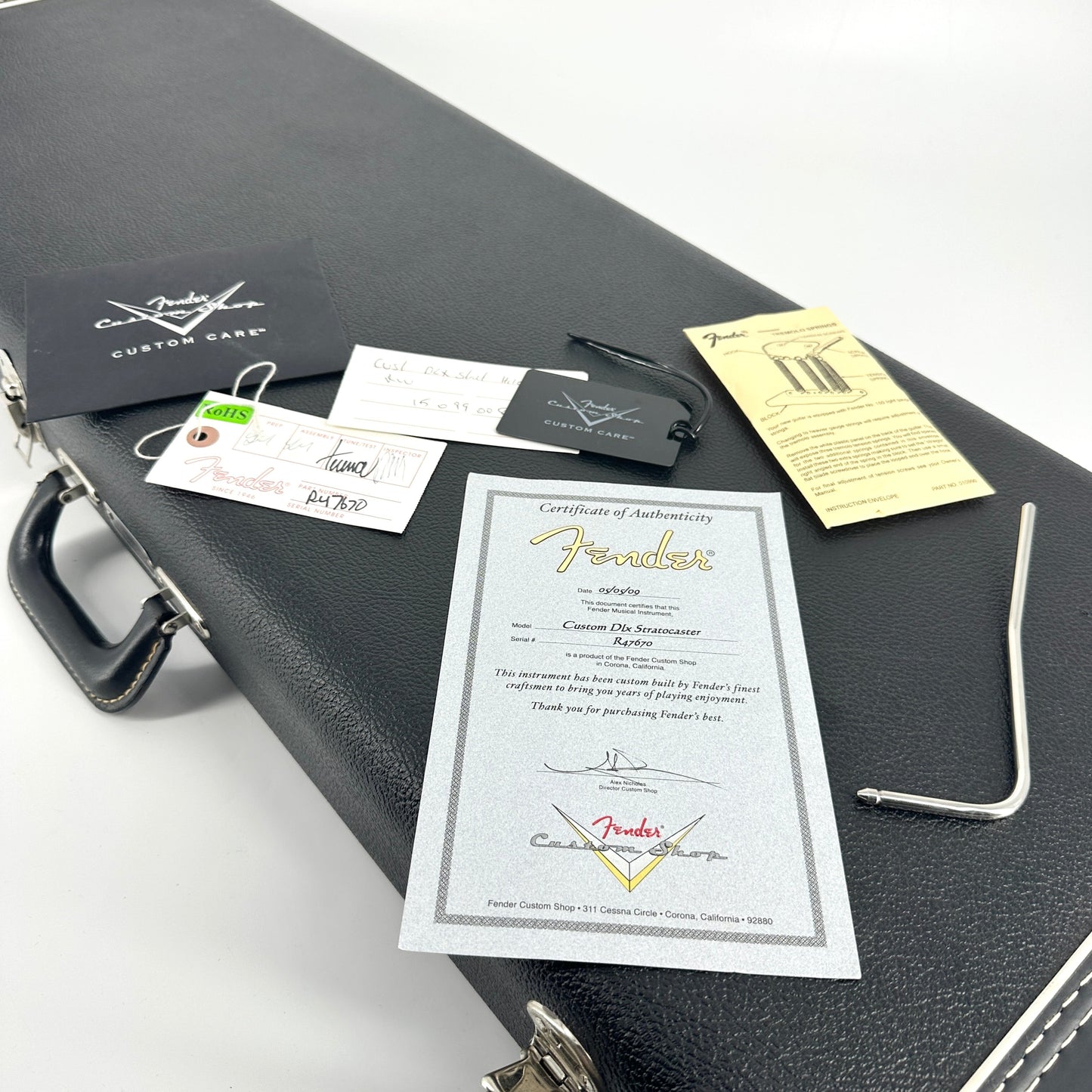 2009 Fender Custom Shop Custom Deluxe Stratocaster - HLE Gold | Tonebay