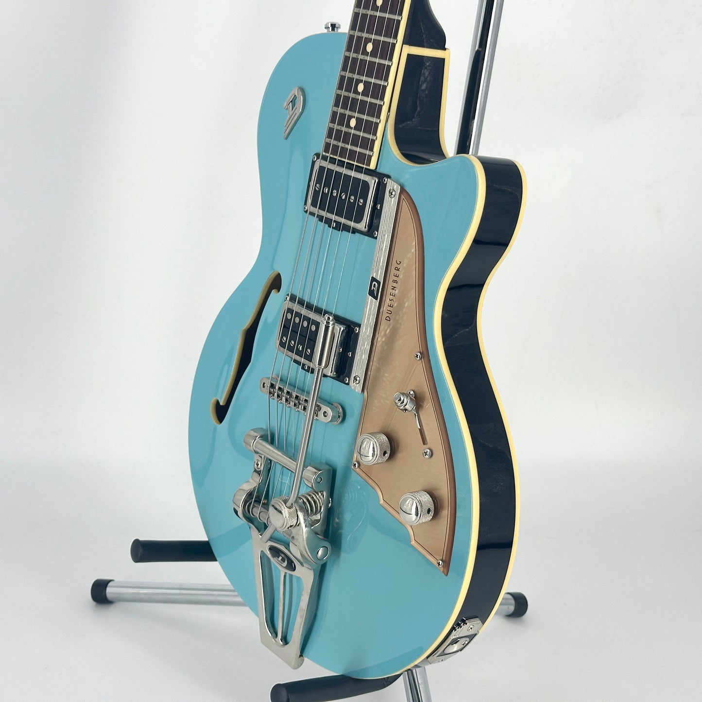 2020 Duesenberg Starplayer TV - Narvik Blue | Tonebay