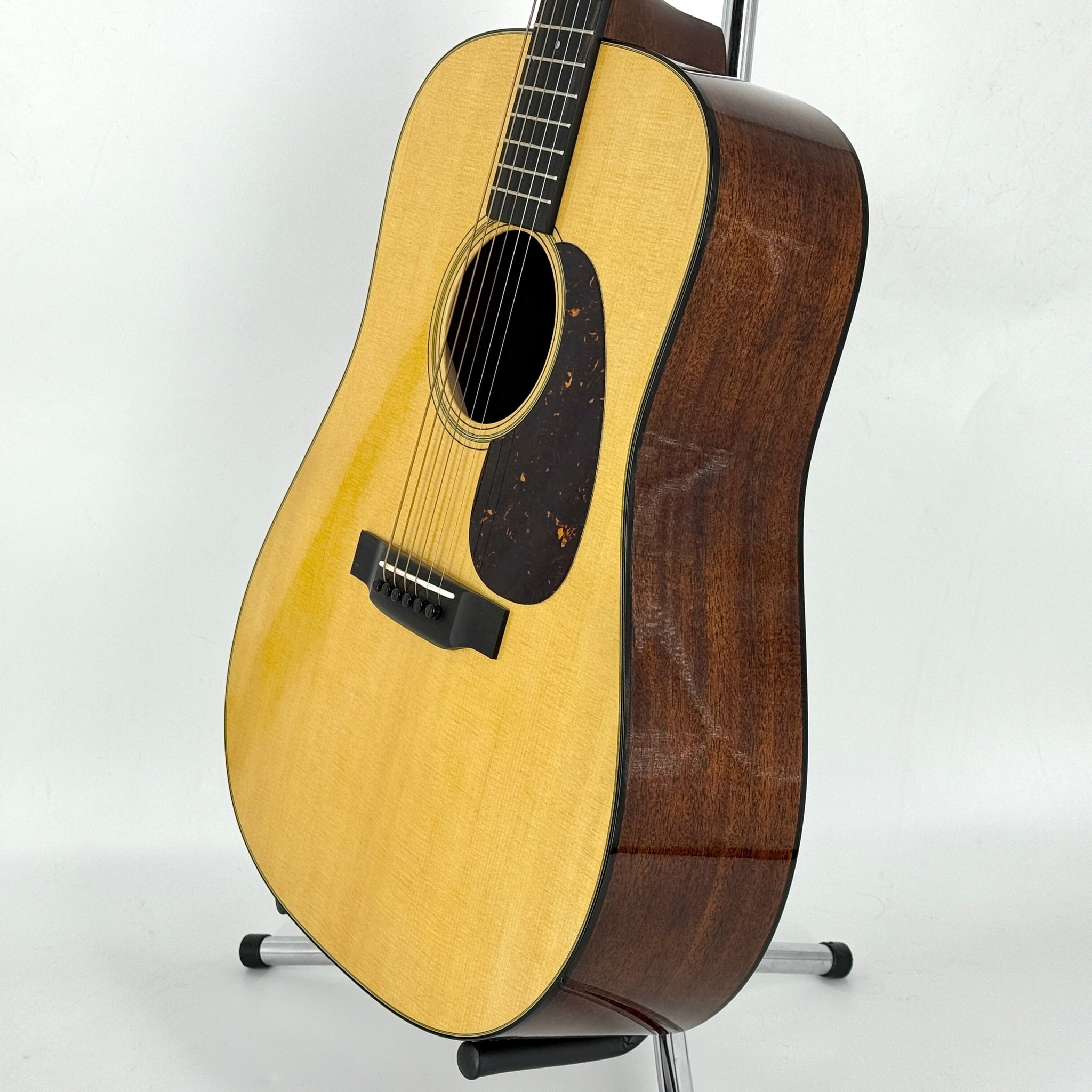 2022 Martin D-18 – Natural | Tonebay