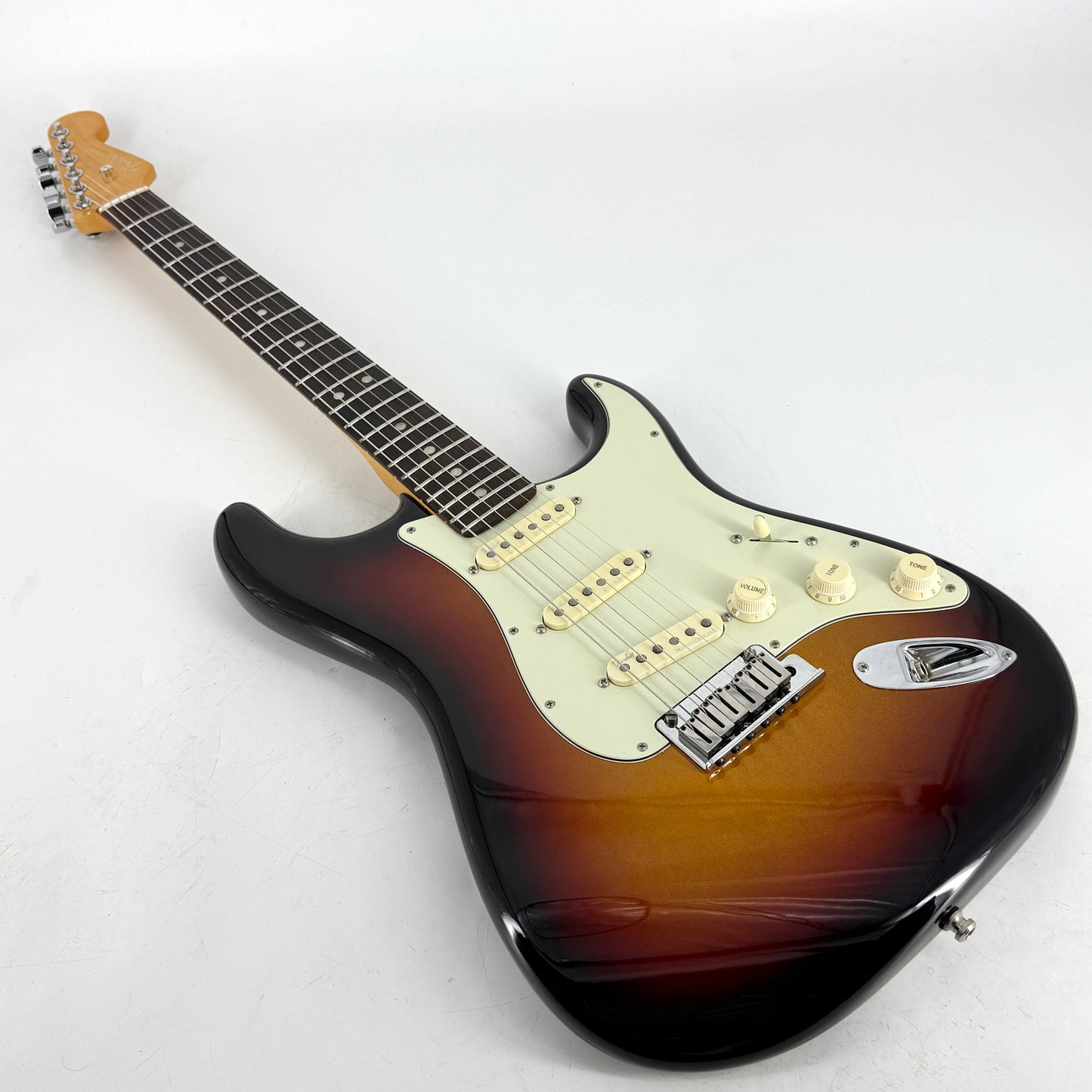 2023 Fender American Ultra Stratocaster – Ultra Burst Default Title | Tonebay