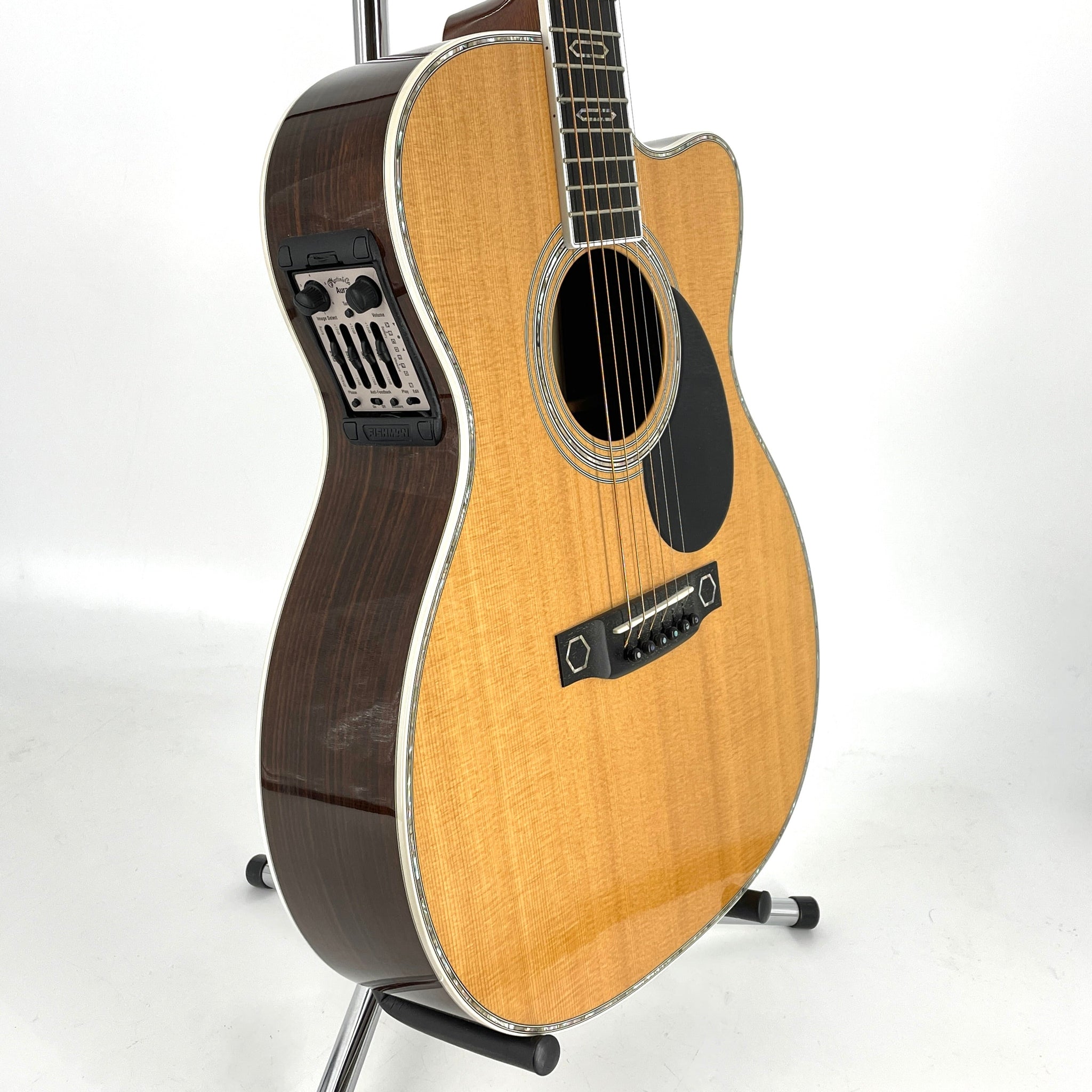 2007 Martin OMC Aura - Natural | Tonebay