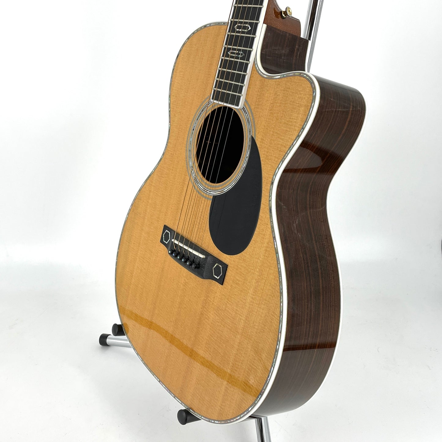 2007 Martin OMC Aura - Natural | Tonebay
