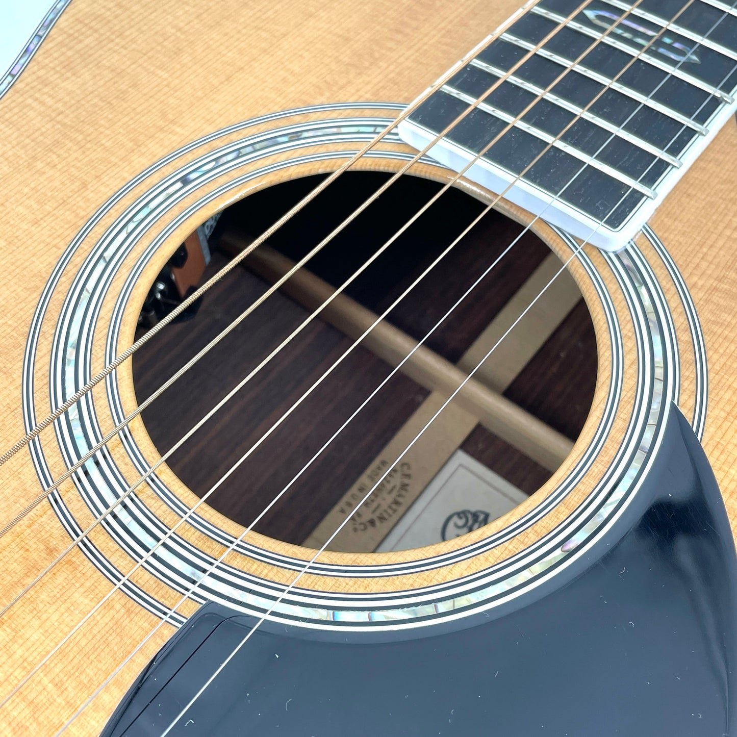 2007 Martin OMC Aura - Natural | Tonebay