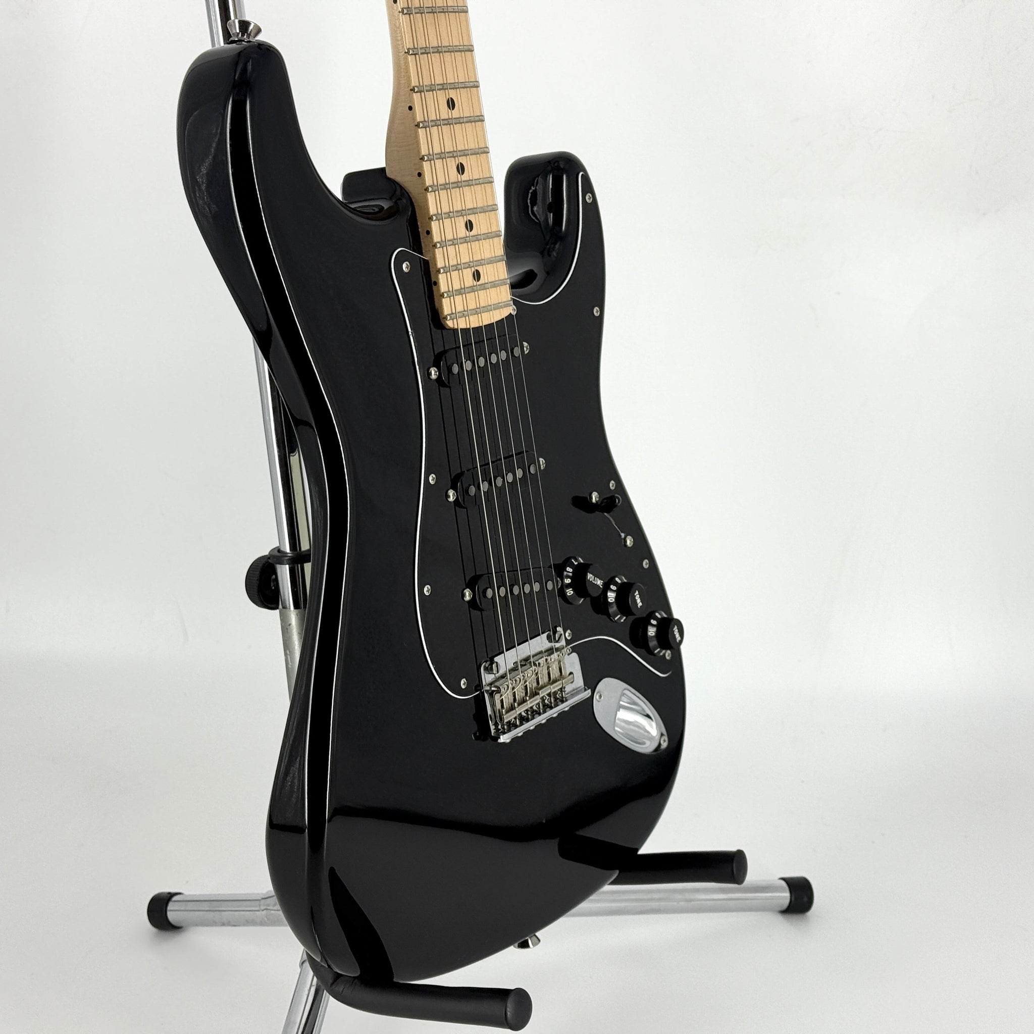 2007 Fender American Series Stratocaster – Black | Tonebay