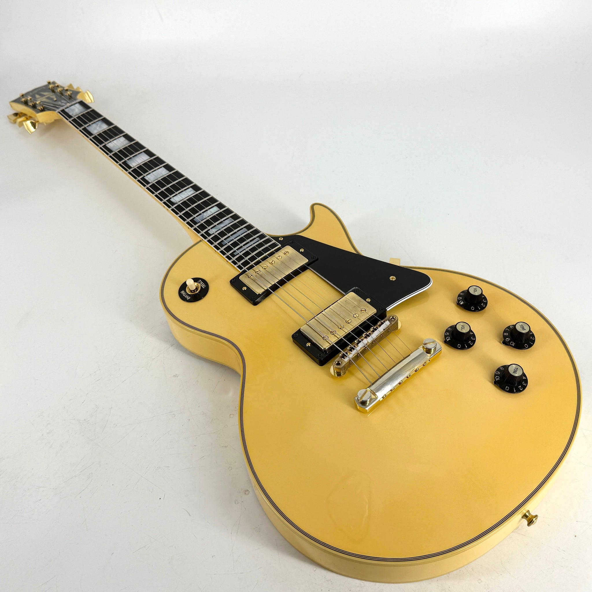 2023 Gibson Custom Shop M2M 1968 Les Paul Custom – Heavy Antique White Default Title | Tonebay