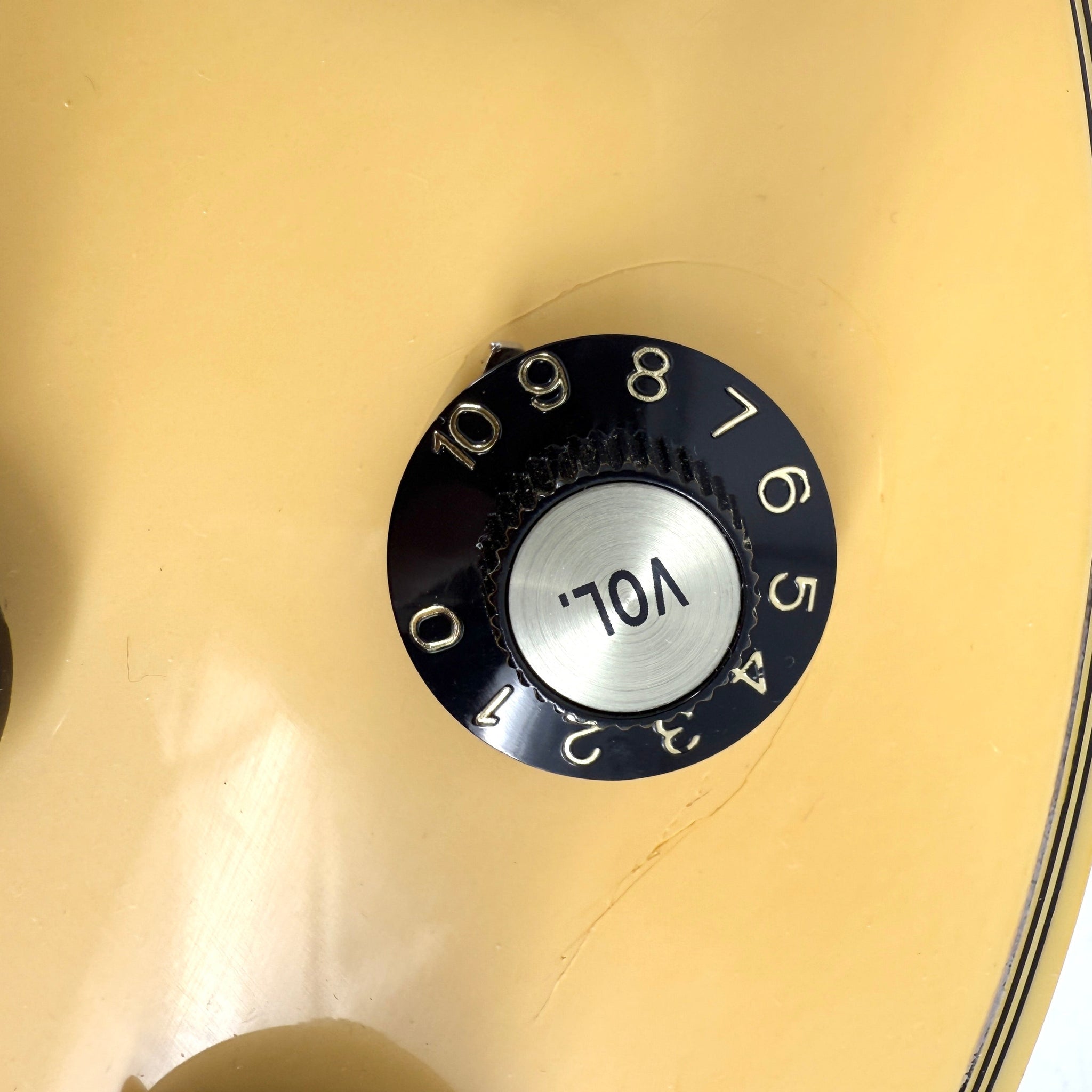 2023 Gibson Custom Shop M2M 1968 Les Paul Custom – Heavy Antique White | Tonebay