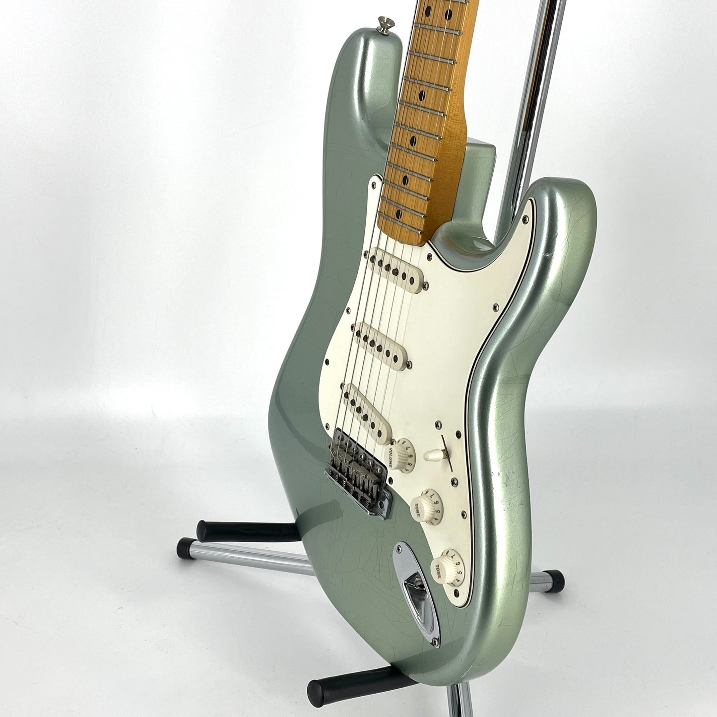 2005 Fender Custom Shop Limited Edition ’66 Stratocaster – Closet Classic – Firemist Silver Metallic | Tonebay