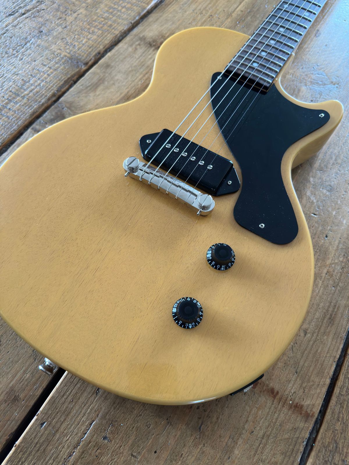 Epiphone Les Paul Junior 2026 - TV Yellow | Tonebay